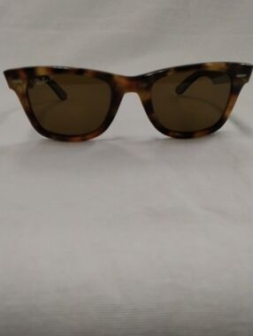 Ray-Ban Tortoiseshell Frame Sunglasses with Brown Lenses